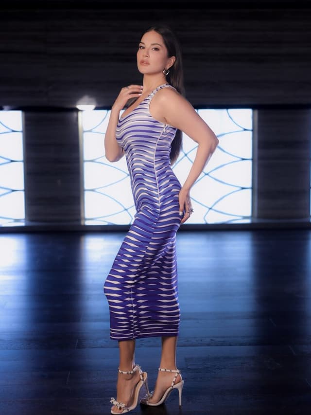 Sunny Leone Walks In Like a Quiet Storm, With Grace and Power.