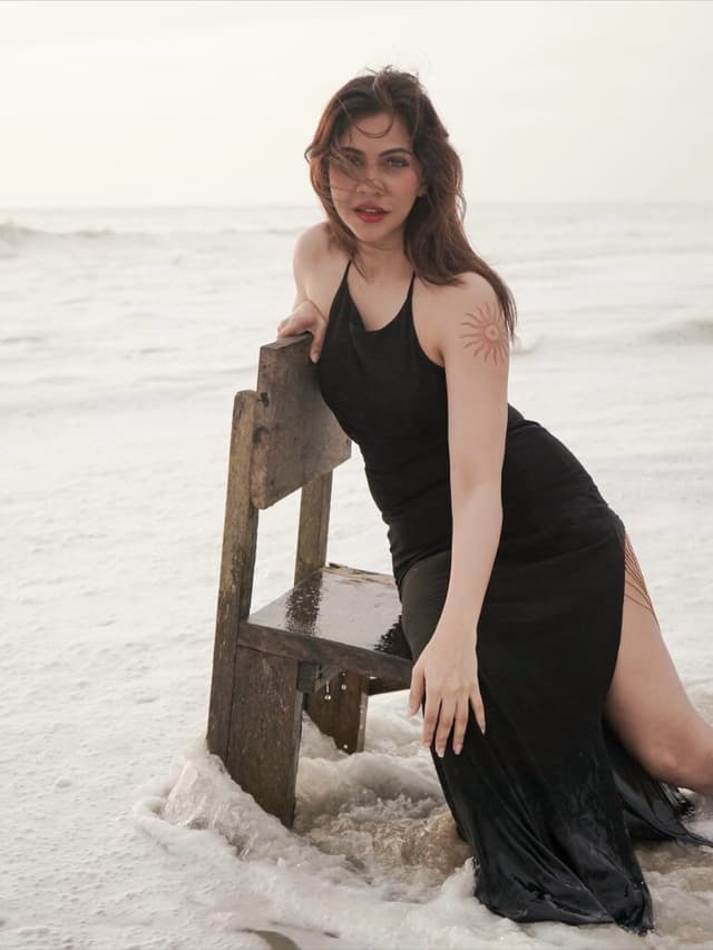 Madonna Sebastian Sizzles In Beach View