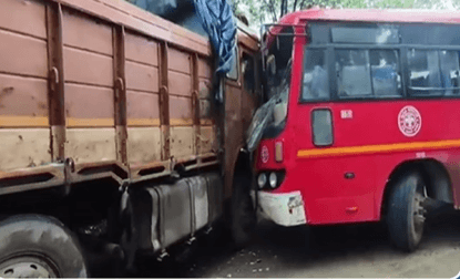 Road accidents in Vikarabad and Nagar Kurnool.. many injured