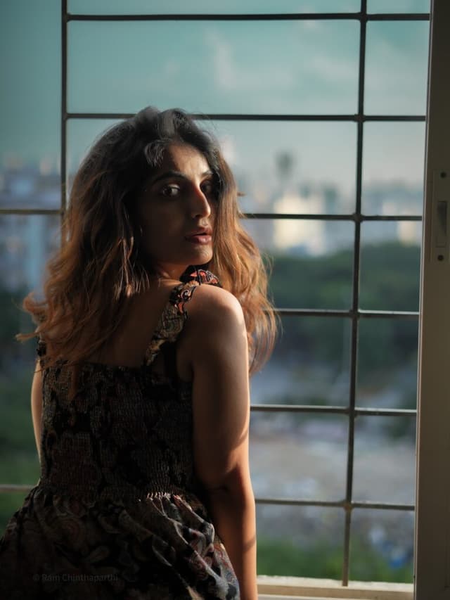 Simple, Chic, and Stunning - Ananya Steals the Scene Effortlessly!