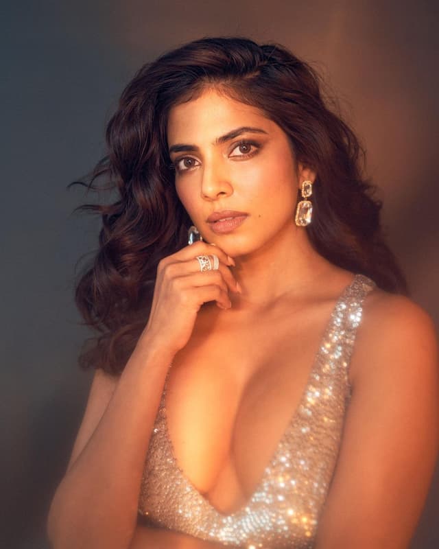 Malavika Mohanan: Glamorous New Photoshoot Goes Viral