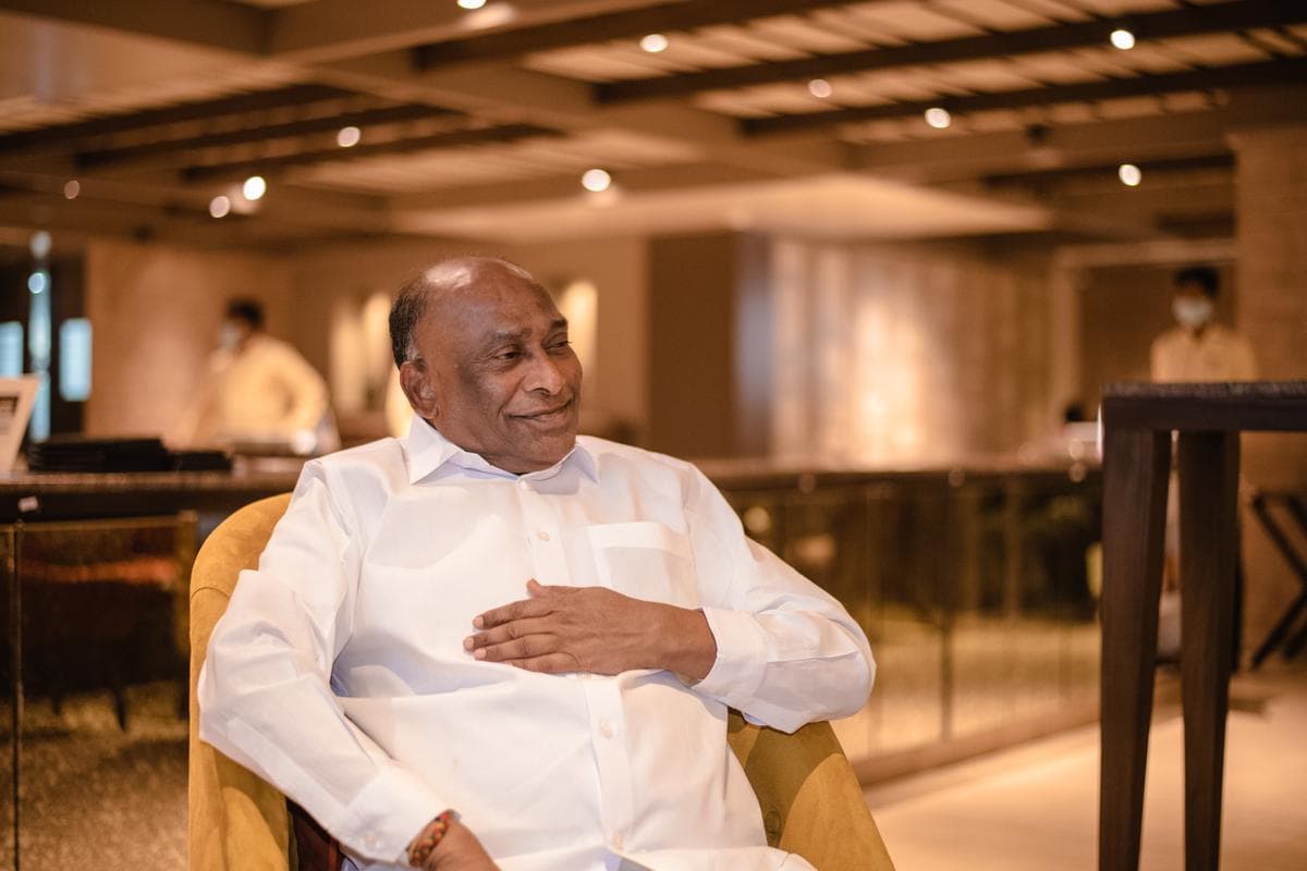 Hyderabad Devotee Gifts ₹4.5 Cr Golden Sacred Thread