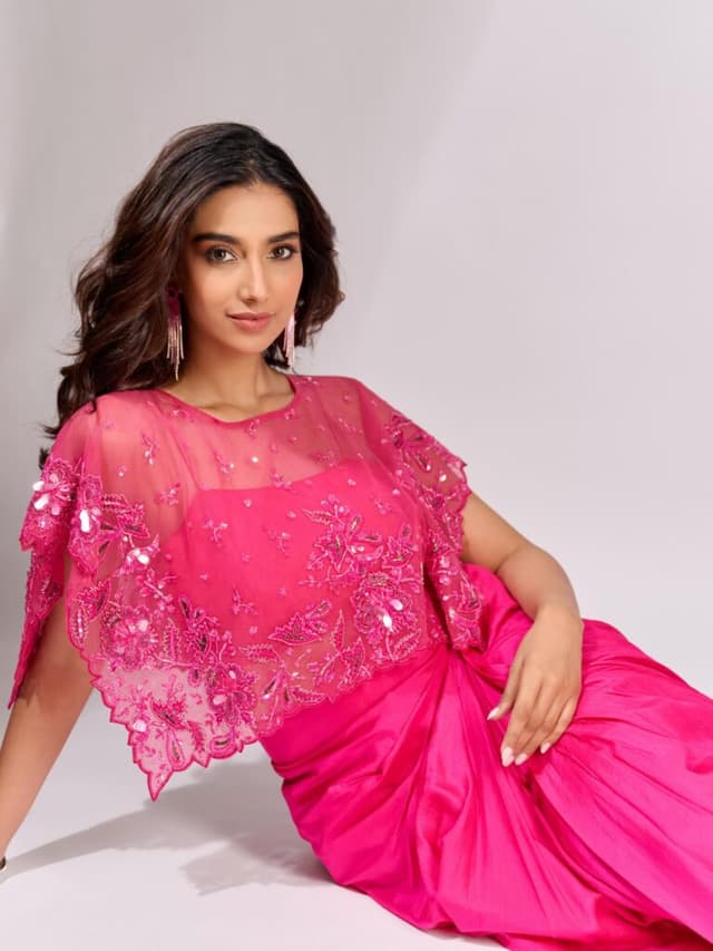 Meenakshi’s Weekend Spark