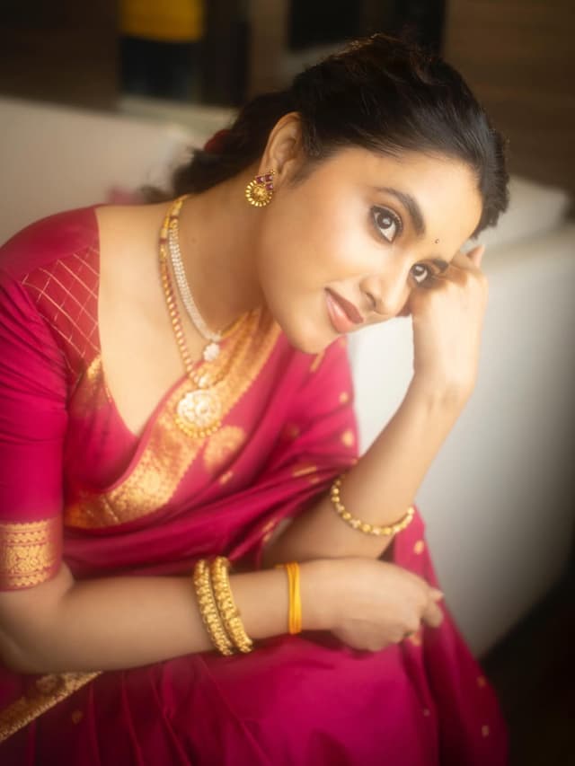 Priyanka Mohan Blossoms Like a Red Rose in Maroon Elegance