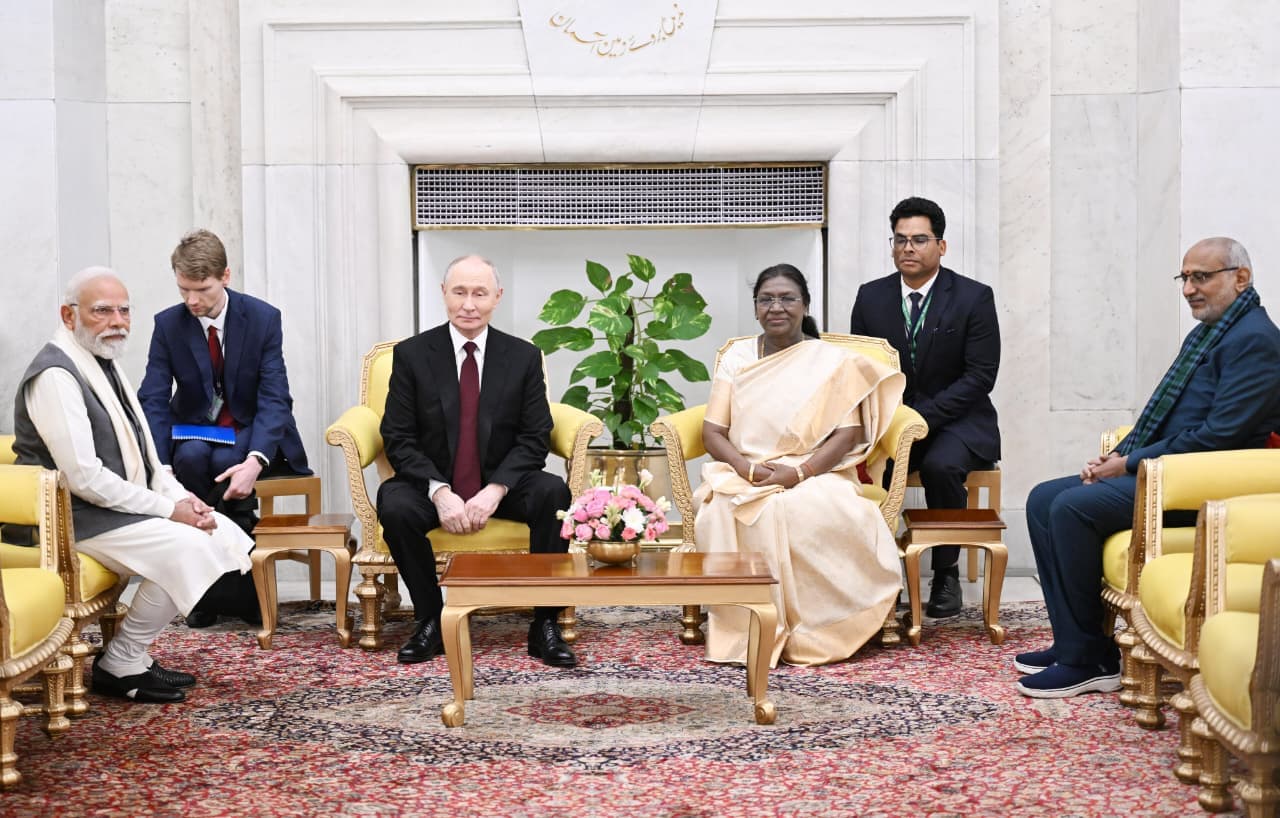 President Murmu hosted Putin at Rashtrapati Bhavan
