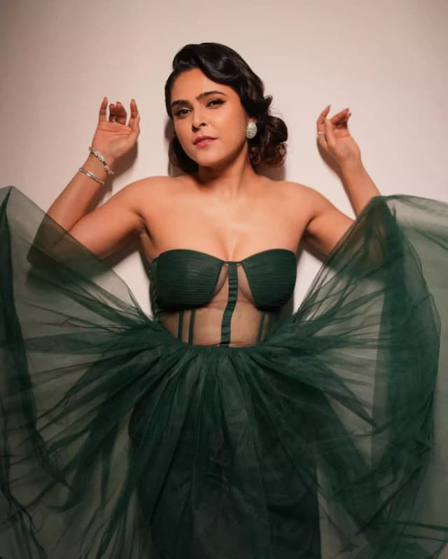Madhurima Tuli Revives Retro Magic in Style