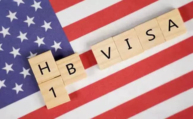 Shock during H-1B visa processing: Massive temporary cancellation of H-1B and H-4 visas.