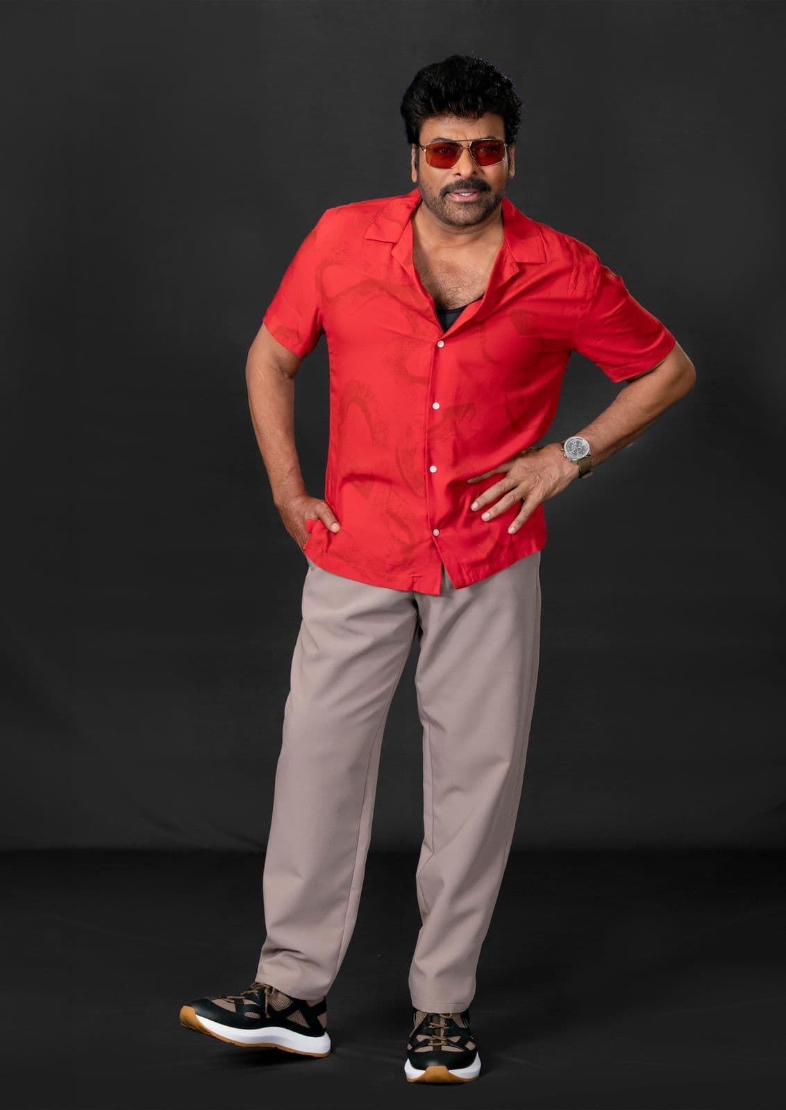 Megastar’s New Stills Create Massive Online Buzz!