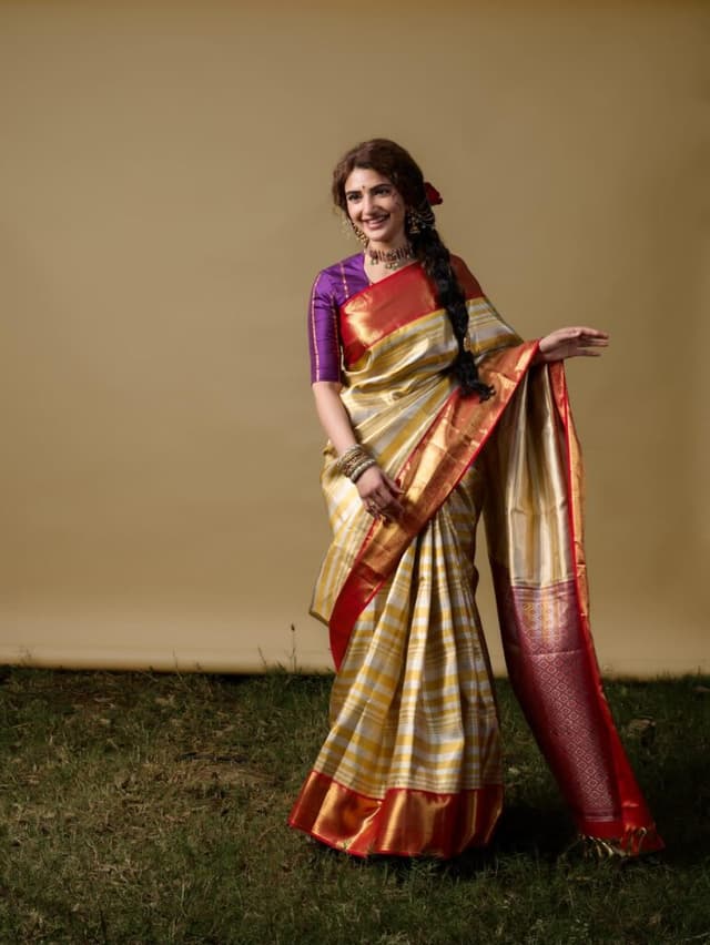 Sreeleela’s Classic Elegance in a Saree