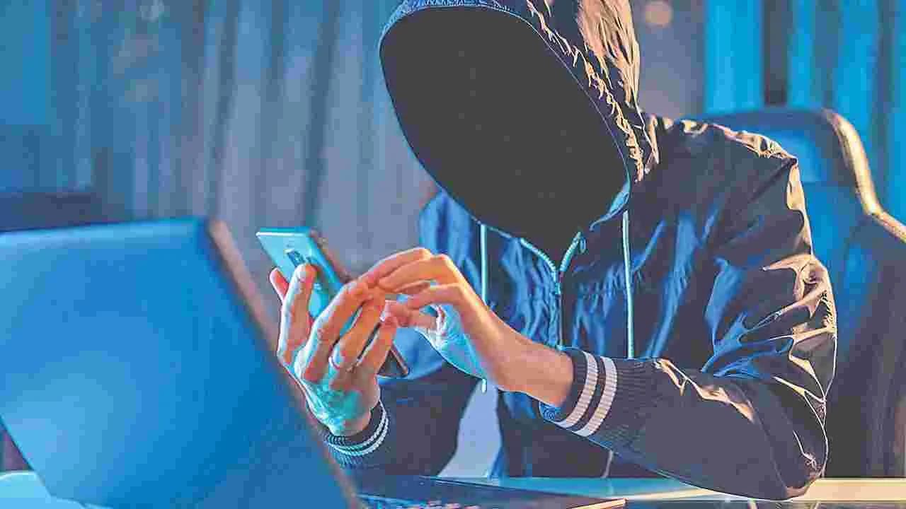 Former CBI JD's wife falls victim to cyber fraud