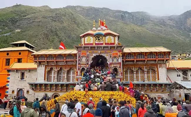 Badrinath Kedarnath Temples Now Only For Hindus !