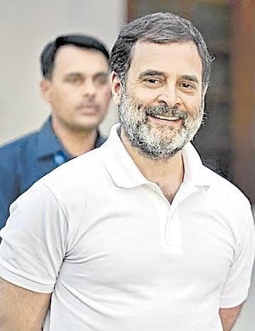 Protocol Controversy Hits Republic Day !