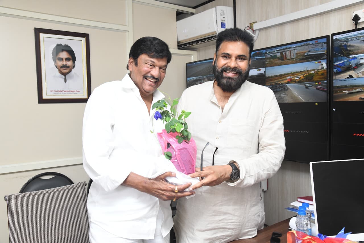 Padma Shri awardee Rajendra Prasad meets Deputy CM Pawan Kalyan, receives warm felicitation