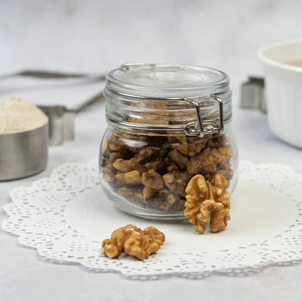 Doctors Advise Eating Soaked Walnuts Daily