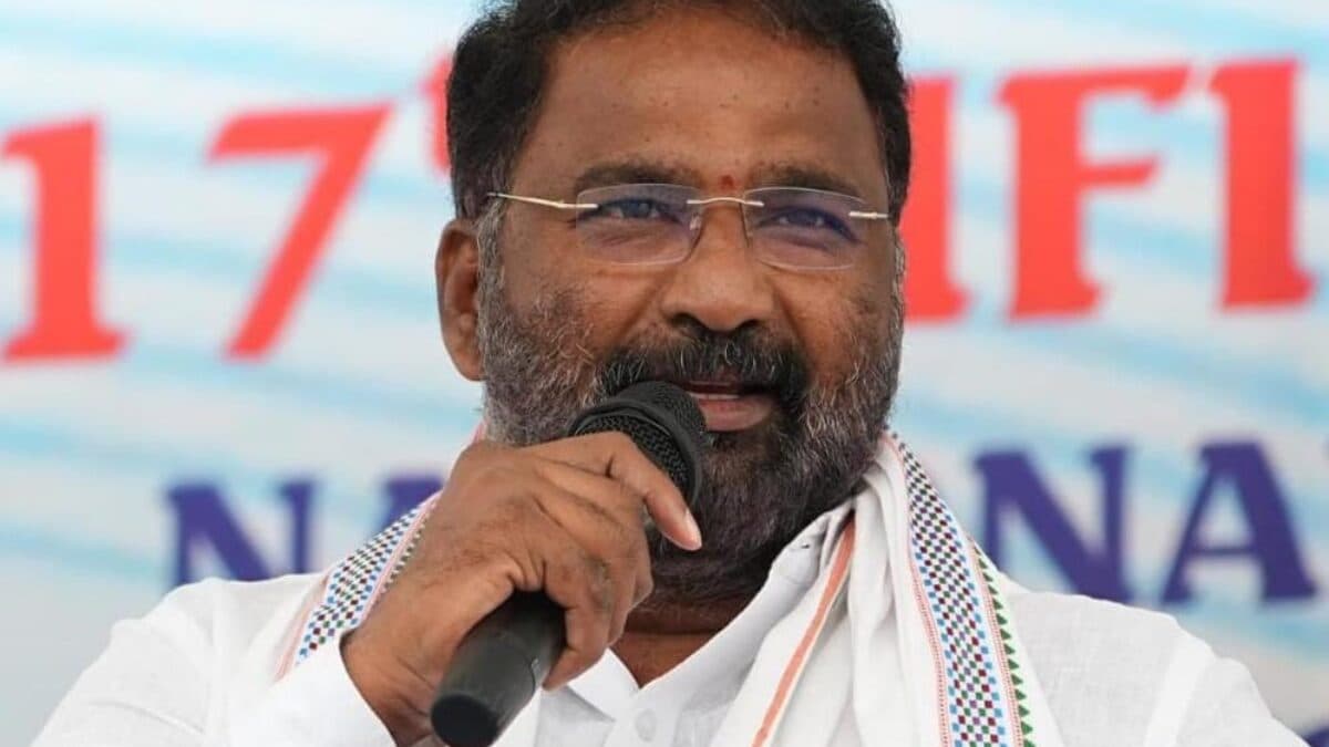 I am opposed to confrontation and factional politics: Minister Vakiti Srihari