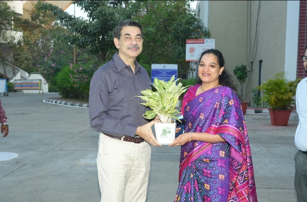 Major Reshuffle in Telangana govt  Transfers Key IAS Officers and Appoints New Commissioners