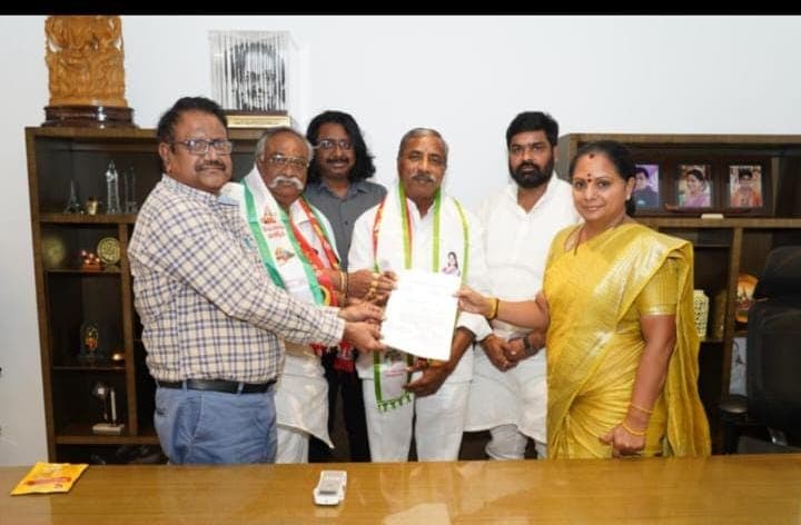 Major Political Setback to Kavitha - Congress Gains Control of Vaddepalli Municipality