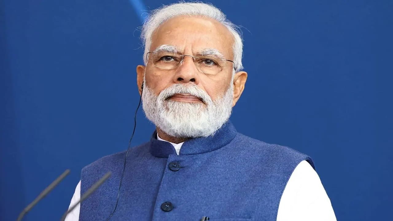 PM Modi Fires at Congress Over Protest