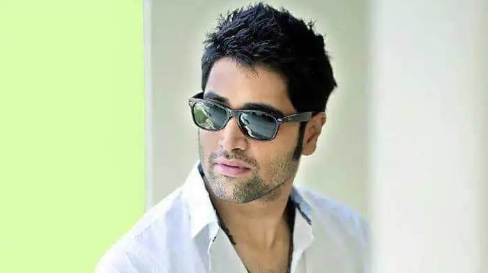 Adivi Sesh Inaugurates Springspree-2026 Cultural Fest at NIT Warangal!