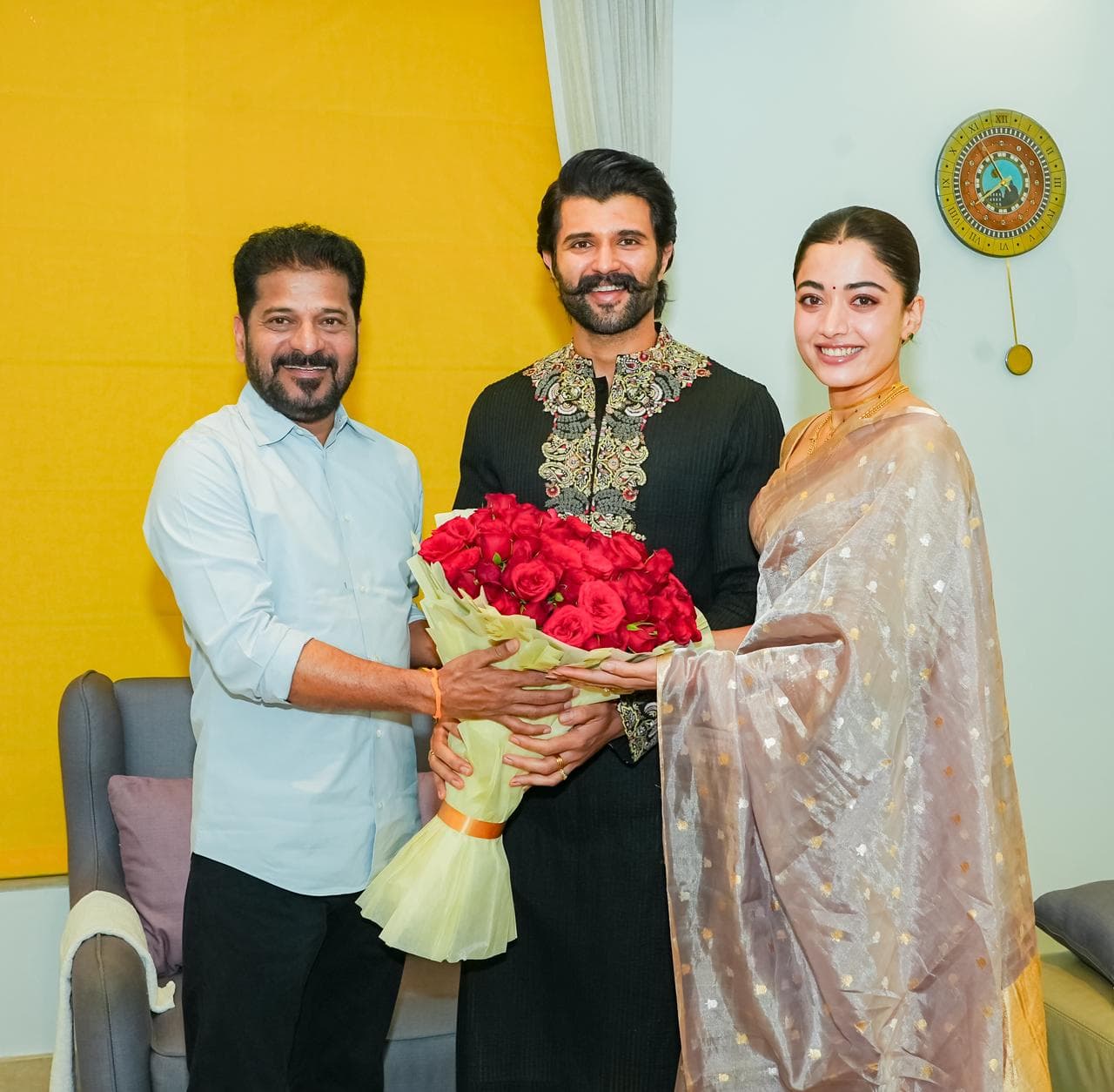 CM Revanth Reddy Visits Vijay Deverakonda’s Residence !