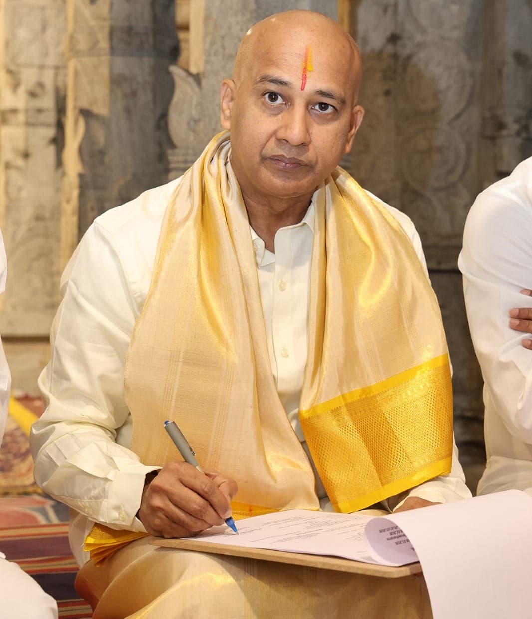 Muddada Ravichandra Assumes Charge as TTD Executive Officer