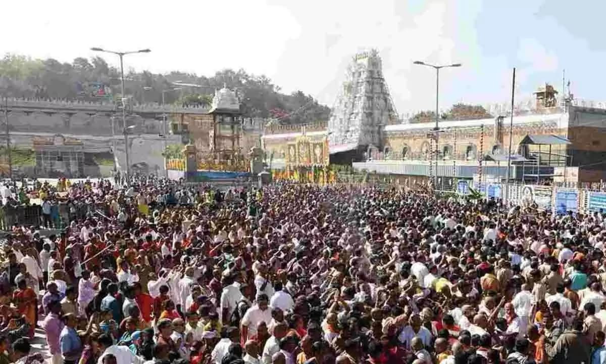 Heavy Rush of Devotees Continues in Tirumala
