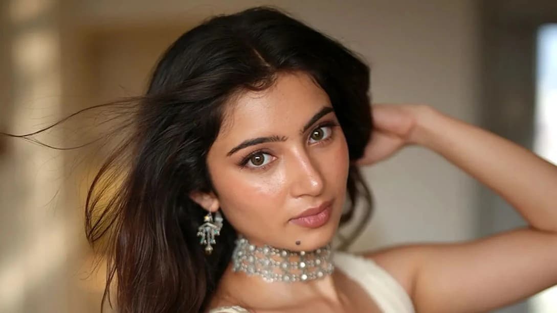 Sara Arjun Has No Twitter Account : Her Father Clarifies