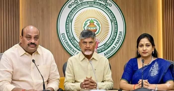 Chandrababu Rates Ministers on File Clearances