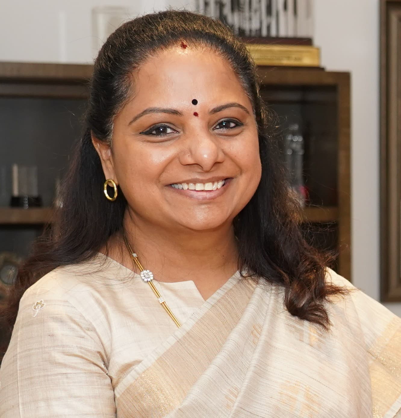 CBI Issues Notices to Kalvakuntla Kavitha and Six Others in Delhi Liquor Scam Case!