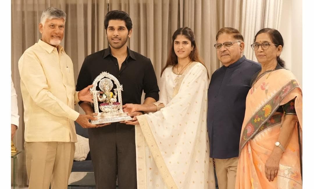 AP CM Chandrababu Naidu Blesses Newlywed Couple Allu Sirish and Nayanika