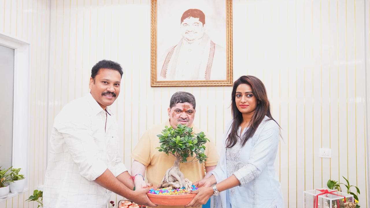 Udaya Bhanu Meets Minister on Women’s Future