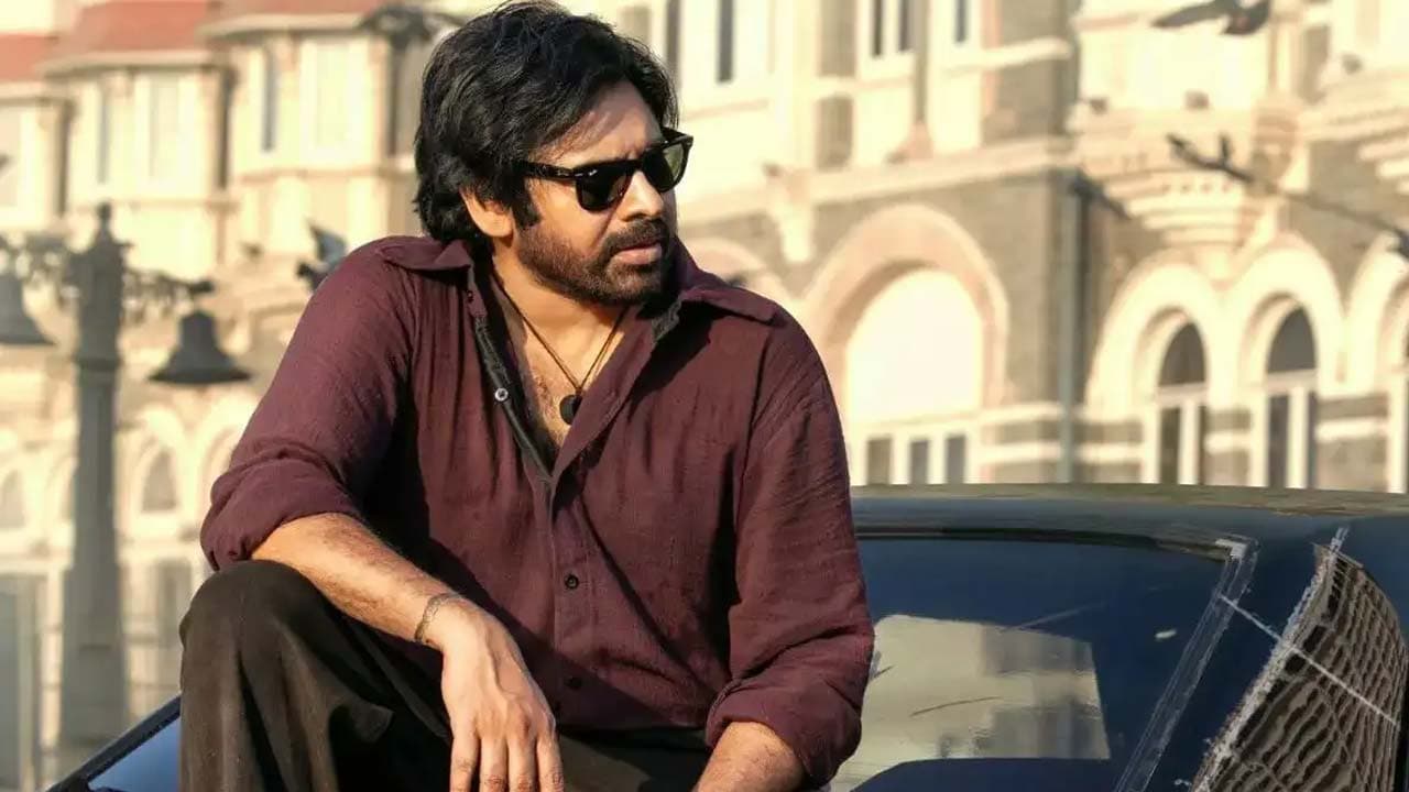 Another Star Director Narrates a Story to Pawan Kalyan?