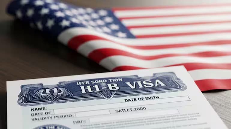US Plans Major H-1B Visa Wage Hike to Boost Local Employment!