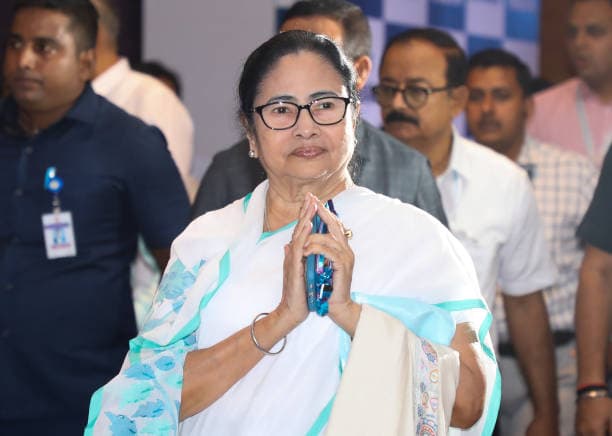 Mamata Banerjee Sparks Political Debate !