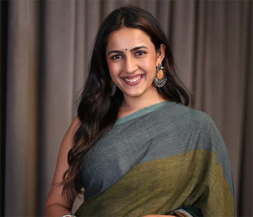 Niharika Konidela Dances on Stage at Rakasa Promotions