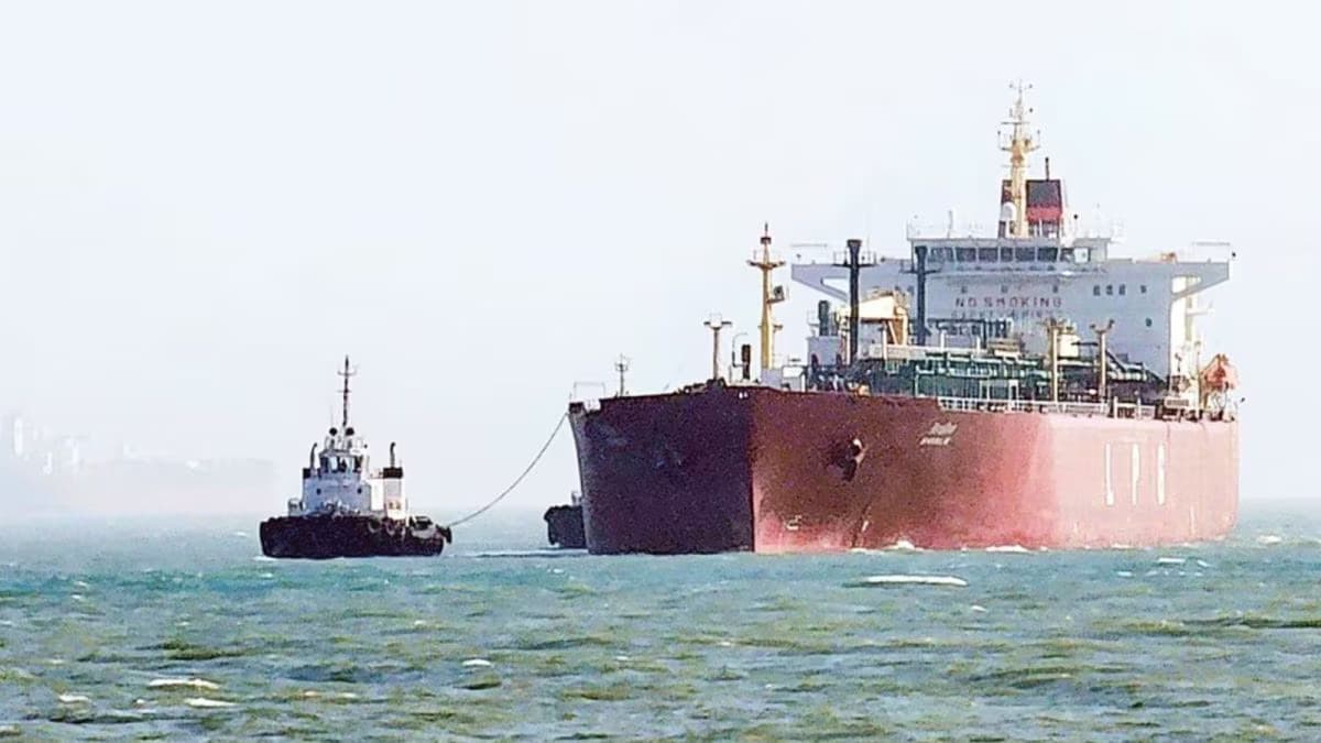 India’s Oil Tanker ‘Green Asha’ Crosses Hormuz Strait