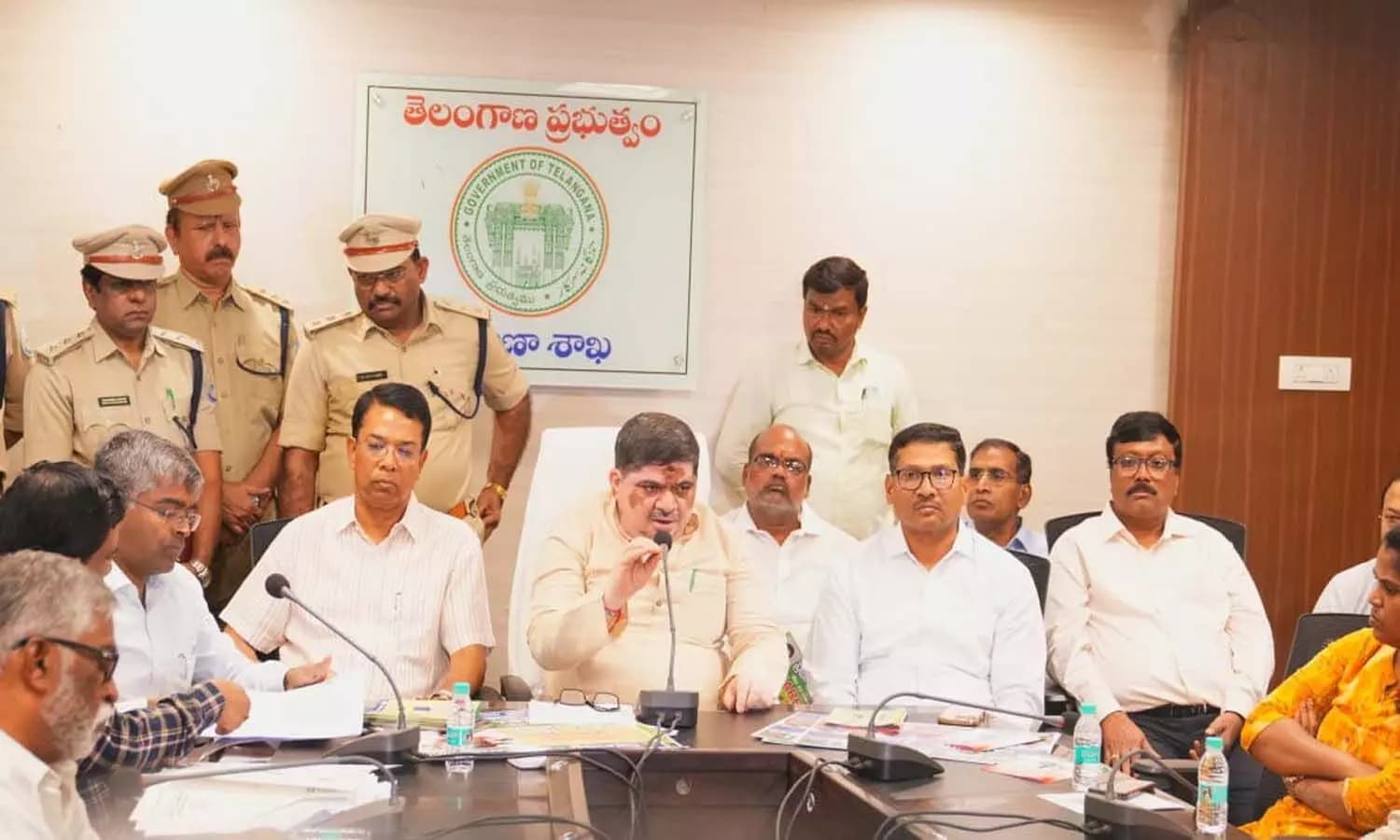 Withdraw the RTC Strike Decision, Appeals Minister Ponnam Prabhakar