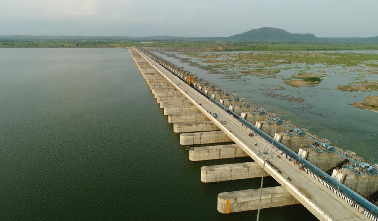 Telangana Forms Panel for Barrage Rehabilitation