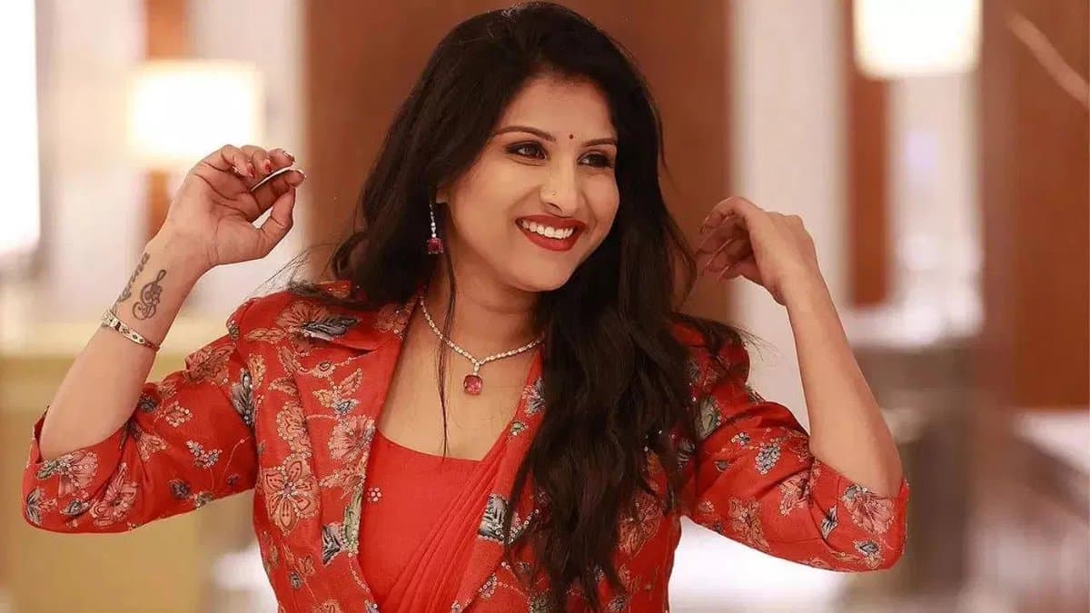 Demand to Boycott Singer Mangli