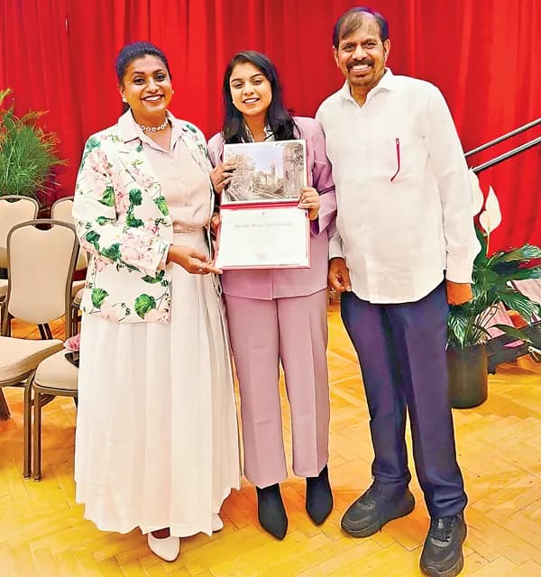 Anshumalika Receives Rare Award as First Indian Student