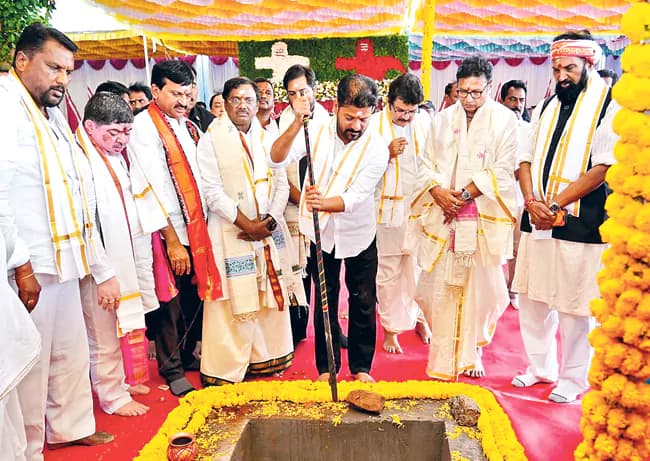 Kaleshwaram Temple Reconstruction Begins with an Outlay of Rs 198 Crores