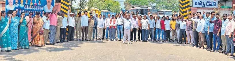 RTC Workers’ Unions Warn Telangana Government