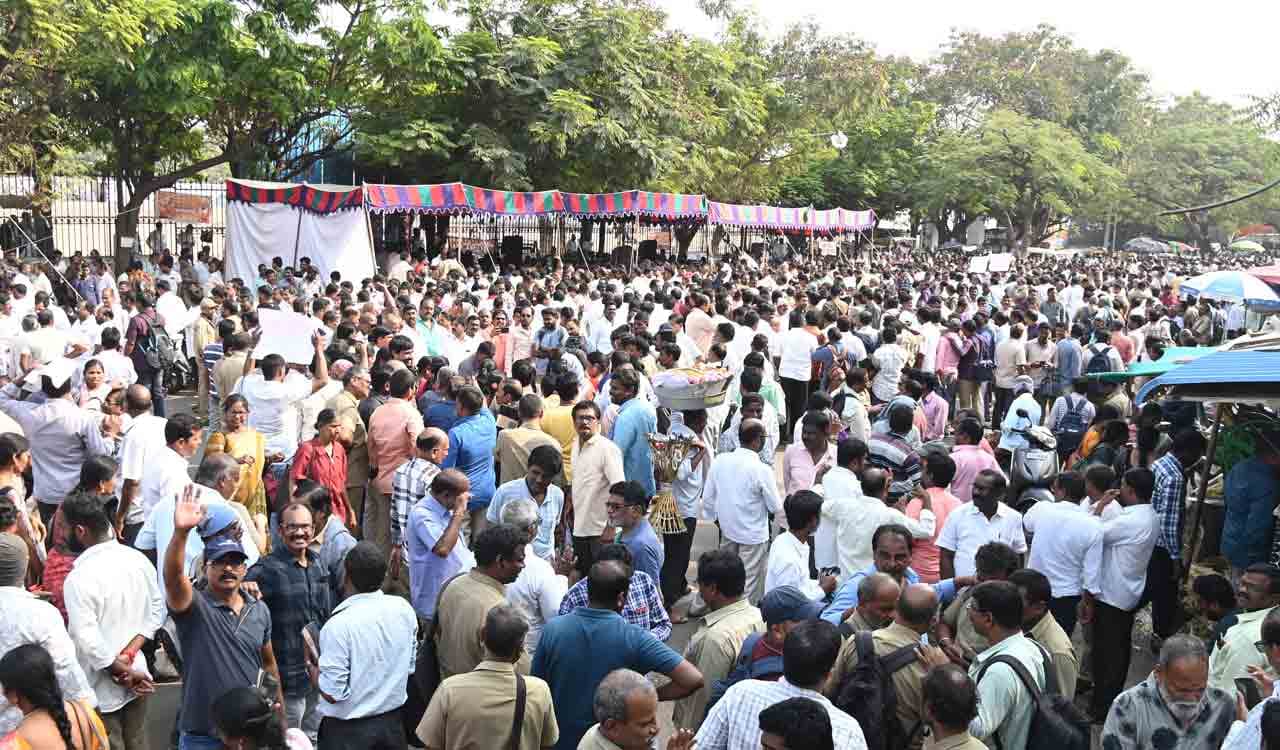 RTC Workers’ Unions Warn Telangana Government