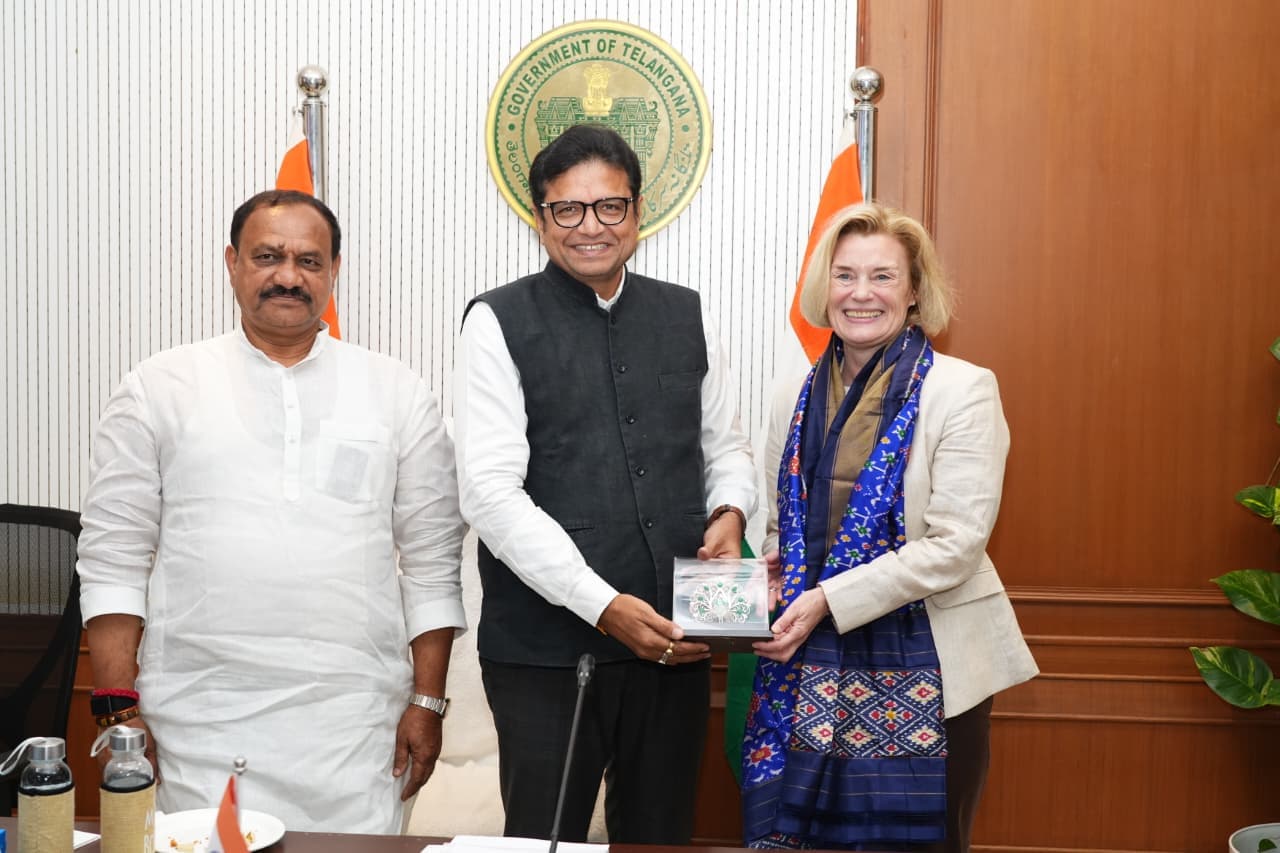 Minister Sridhar Babu Encourages Norwegian Companies to Invest in Telangana