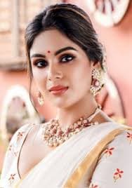Samyuktha Menon Sparks Fresh Wedding Rumours Amid Busy Film Career