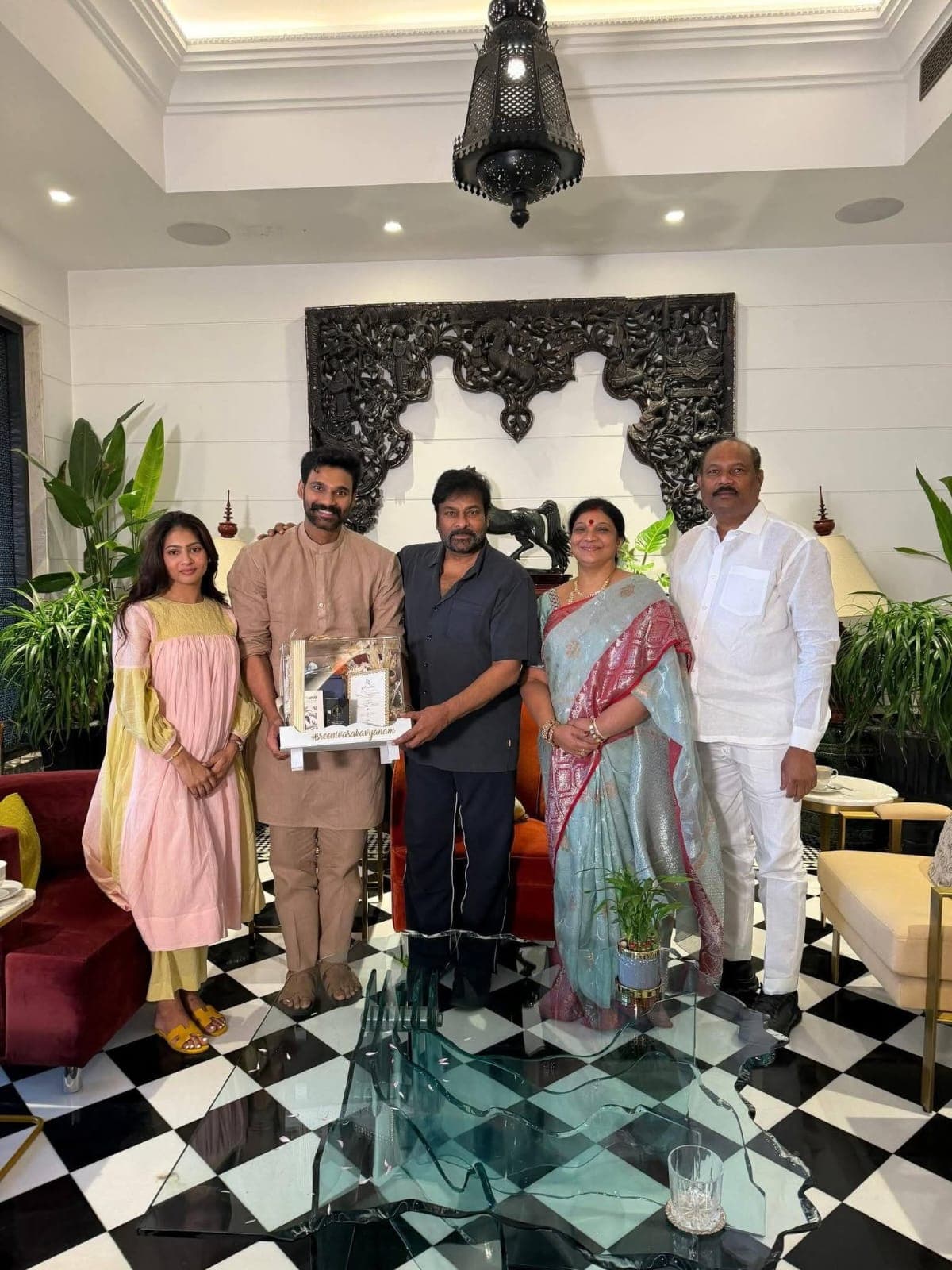 Bellamkonda Srinivas's Family Meets Megastar Chiranjeevi