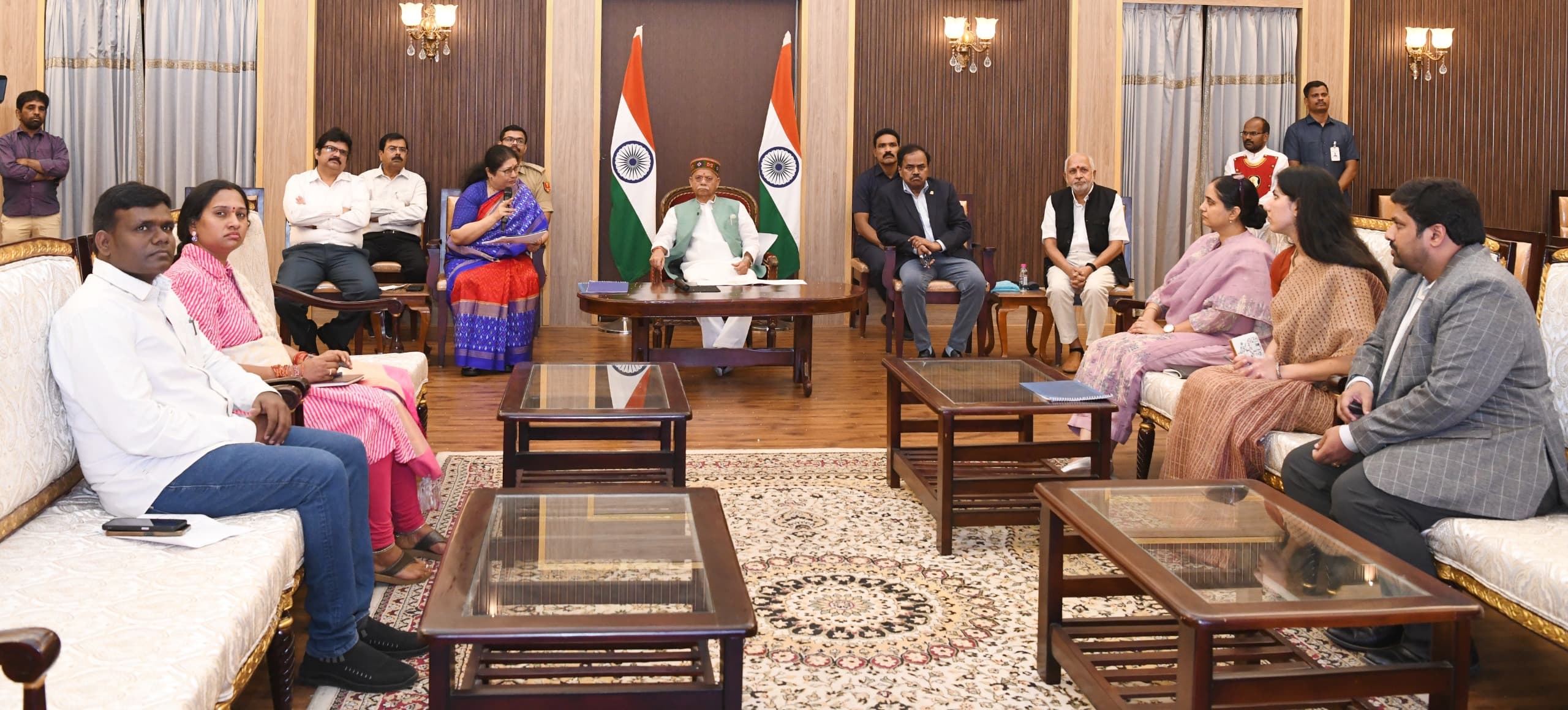 The Principal Secretary of the Endowments Department met the Governor