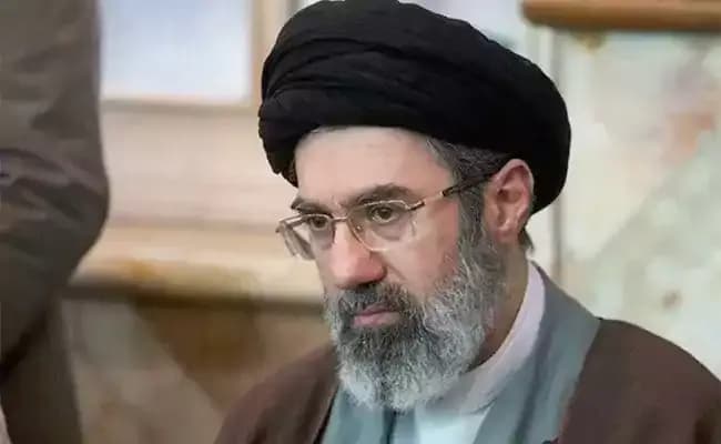 Sensational news on Mojtaba Khamenei’s health