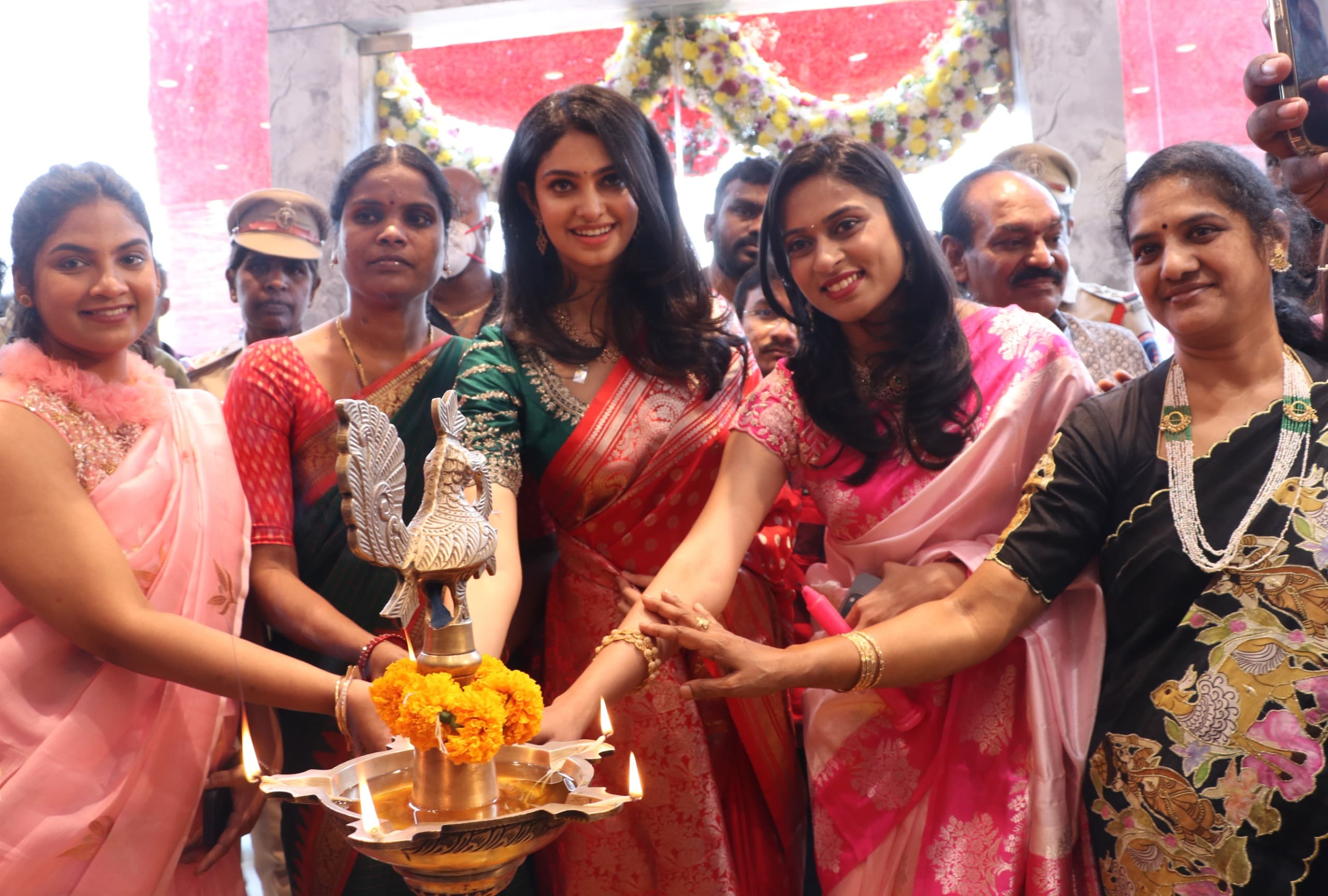 Anutex Launches New Showroom In RC Puram !