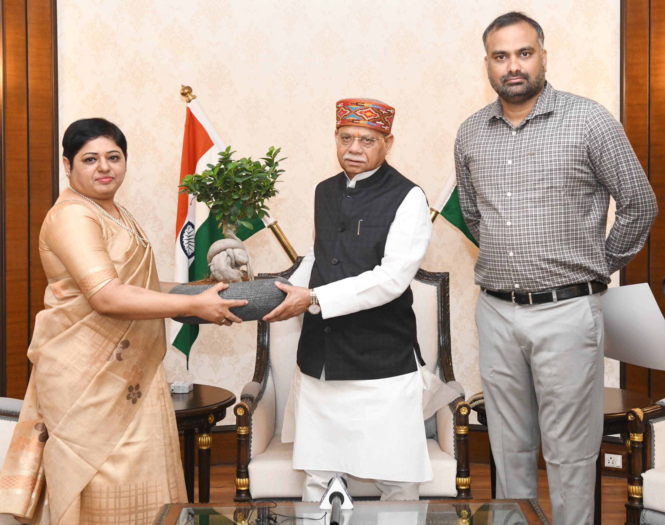 All people should participate in census: State Governor Shri Shiv Pratap Shukla